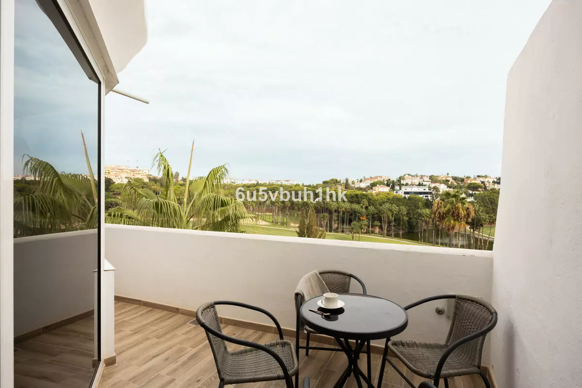 3-bedroom Town House In Benalmádena, Spain (192 M²)