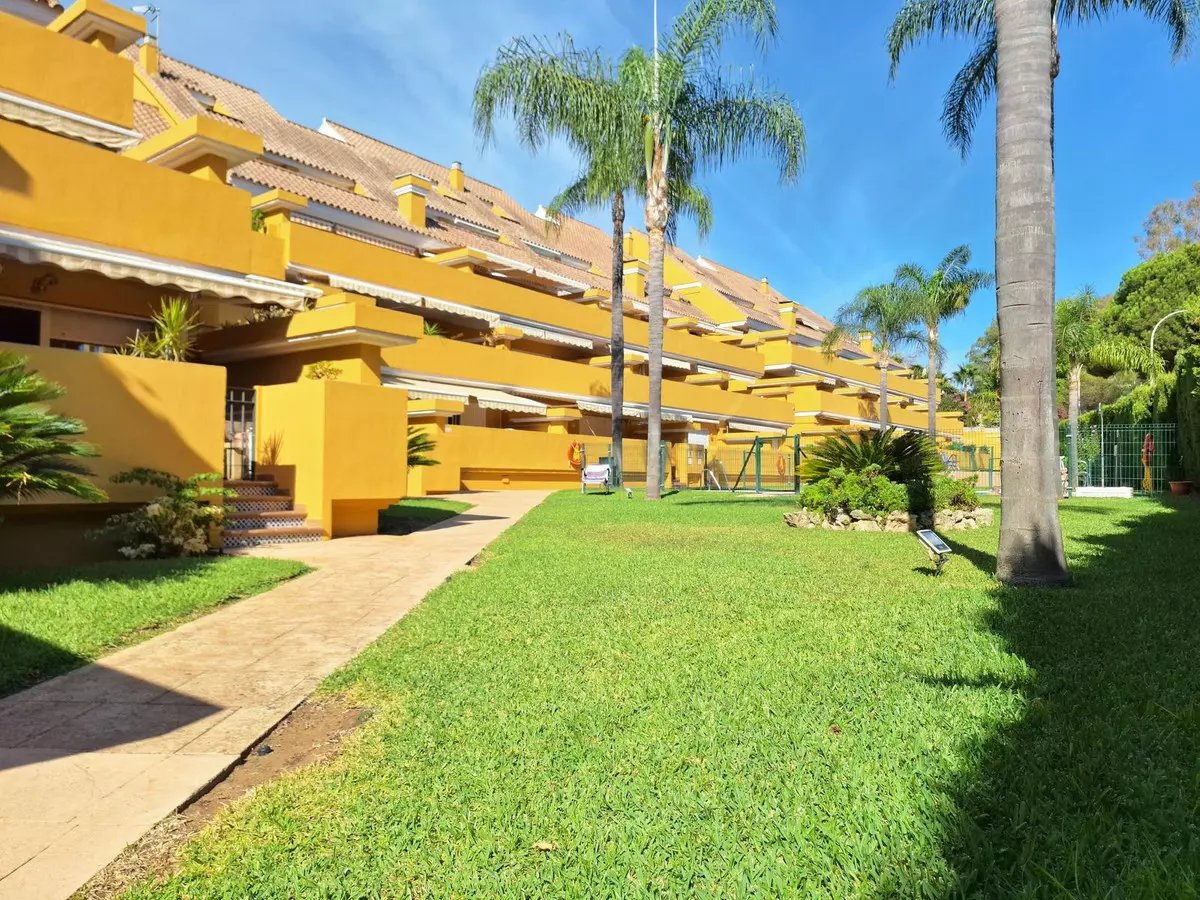 2-bedroom Apartment In Marbella, Spain (107 M²)
