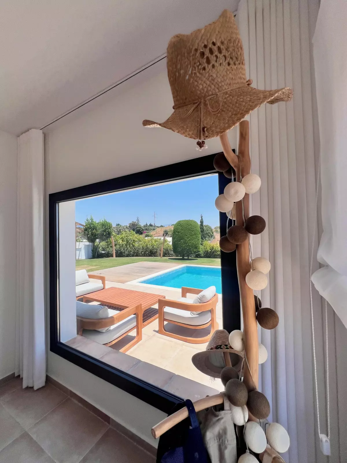 3-bedroom Villa In Estepona, Spain (257 M²)