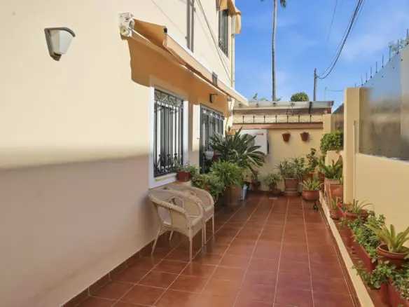 4-bedroom Town House In Benalmádena, Spain (195 M²)