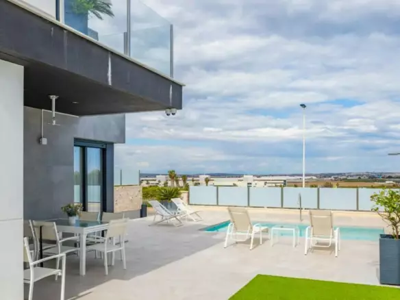 3-bedroom Villa In Orihuela, Spain (175 M²)