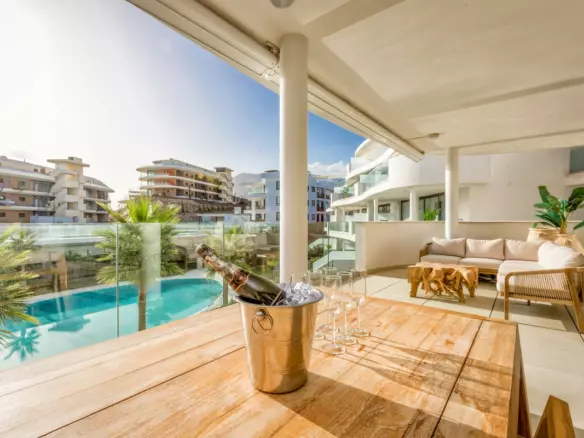 3-bedroom Apartment In Fuengirola, Spain (145 M²)