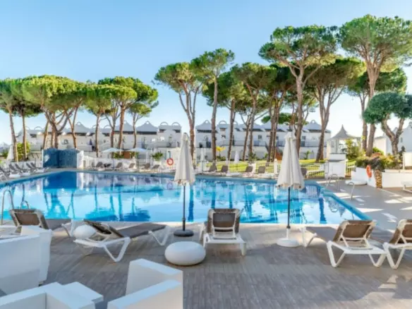 2-bedroom Town House In Marbella, Spain (82 M²)