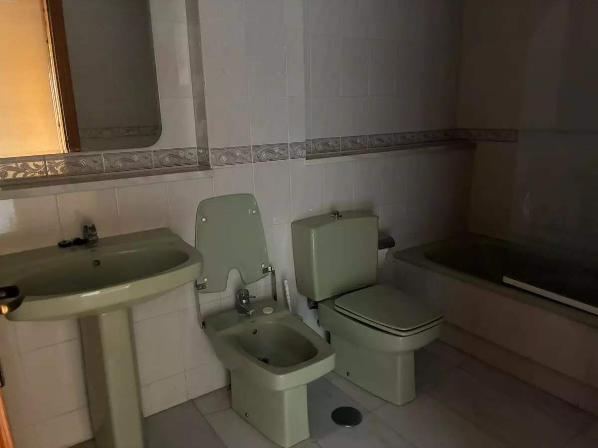 3-bedroom Apartment In Estepona, Spain (121 M²)