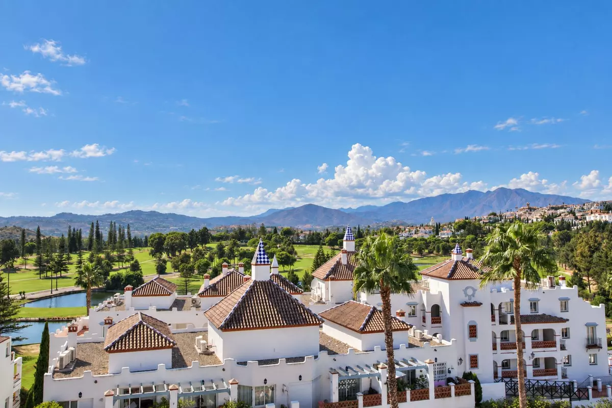 2-bedroom Apartment In Mijas, Spain (91 M²)