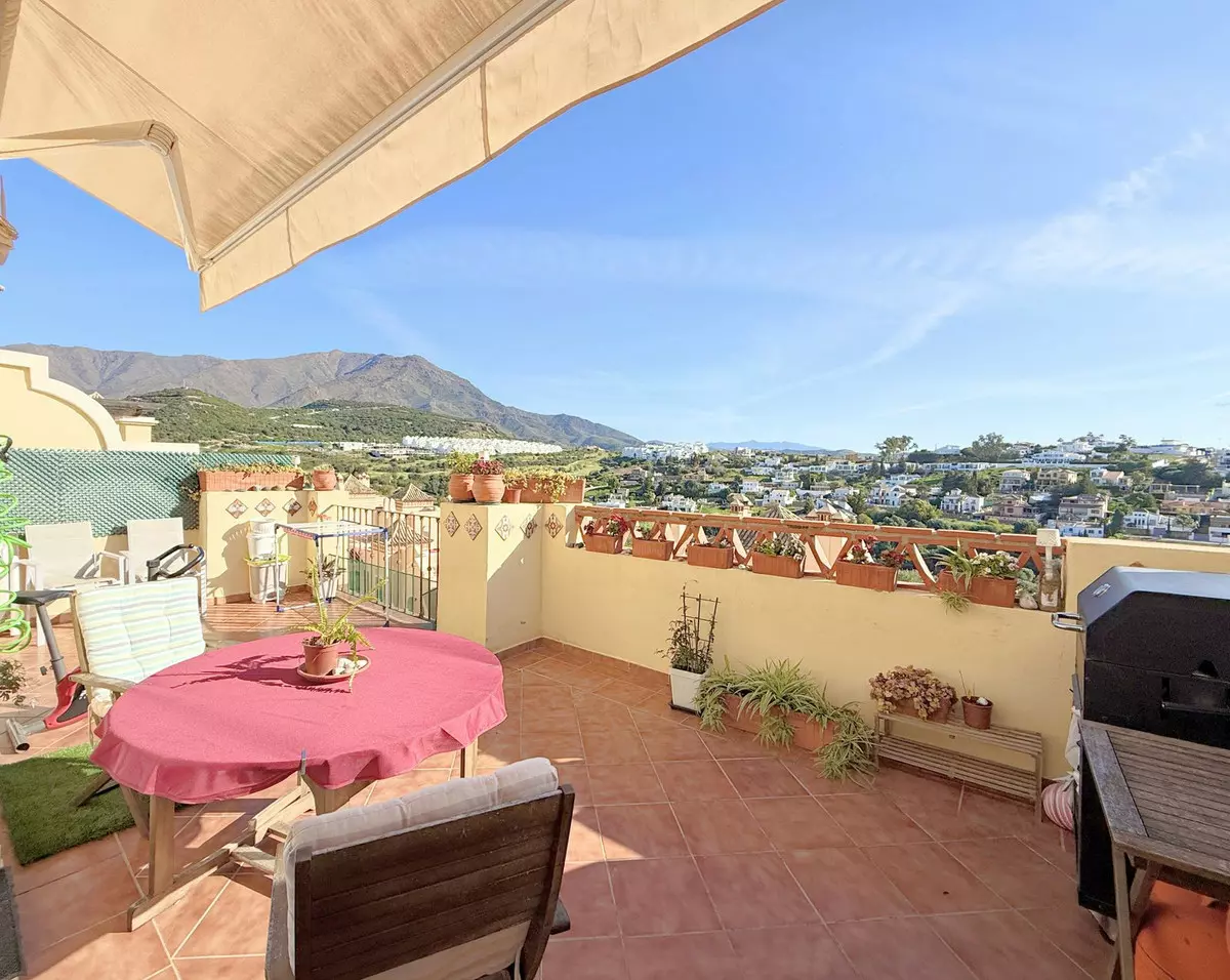 2-bedroom Apartment In Estepona, Spain (108 M²)