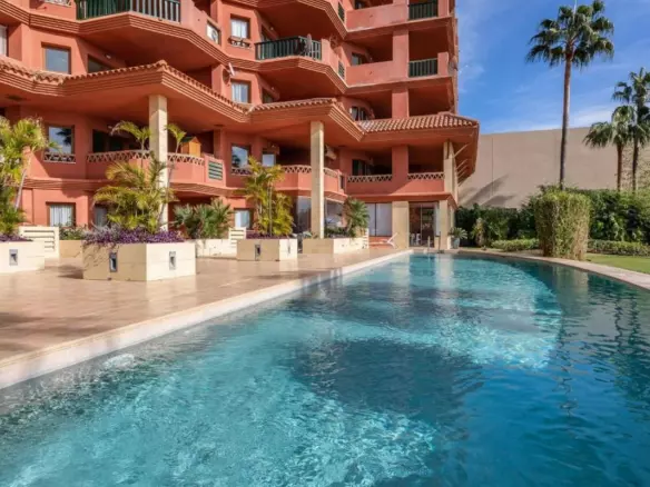 2-bedroom Apartment In Benalmádena, Spain (91 M²)