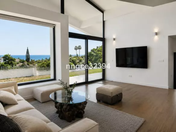 5-bedroom Villa In Estepona, Spain (411 M²)