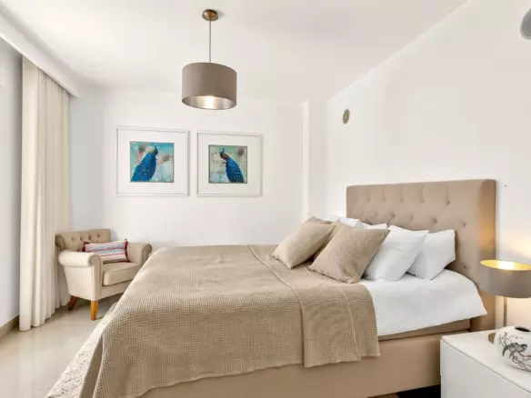 3-bedroom Apartment In Estepona, Spain (90 M²)