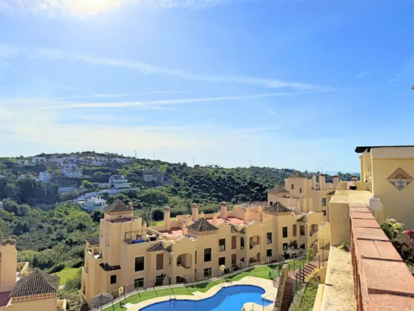 2-bedroom Apartment In Estepona, Spain (108 M²)