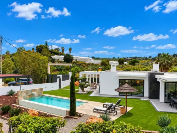 3-bedroom Villa In Alhaurín El Grande, Spain (166 M²)