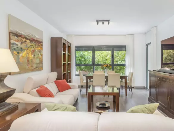 3-bedroom Apartment In Estepona, Spain (115 M²)