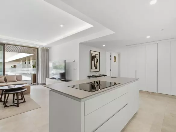 2-bedroom Apartment In Fuengirola, Spain (124 M²)