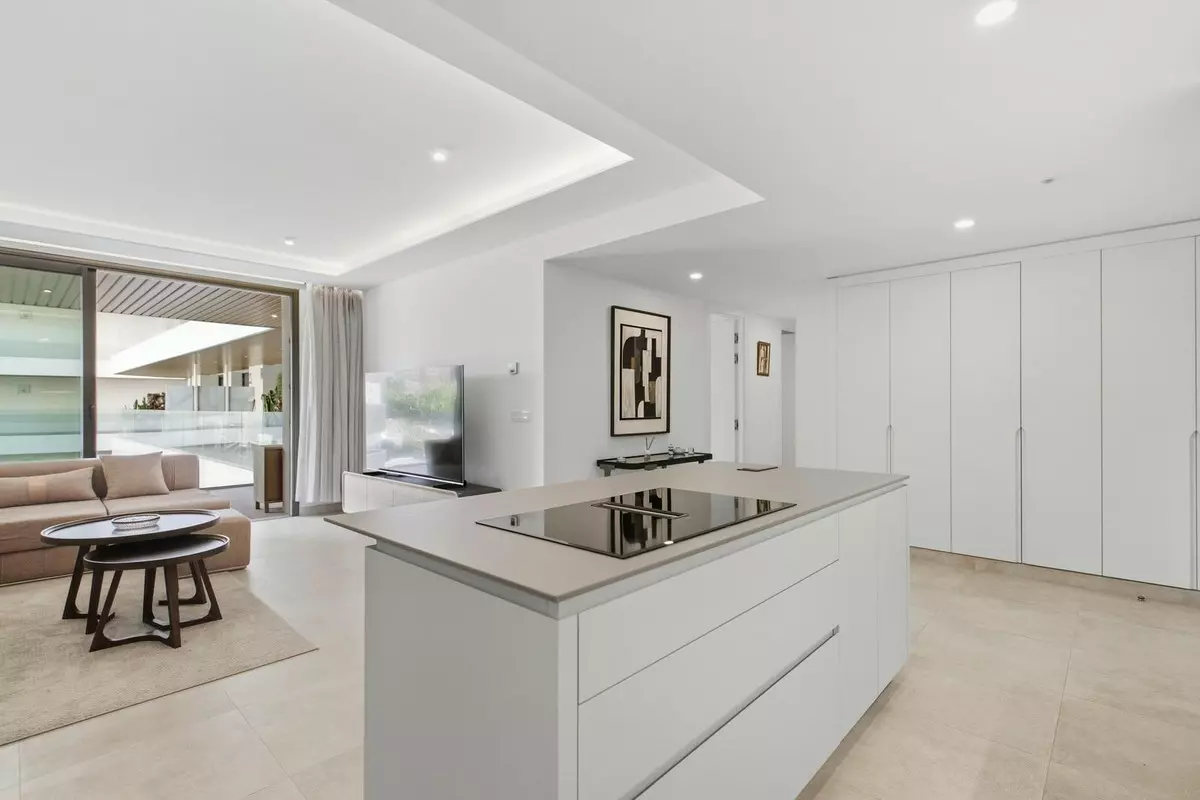 2-bedroom Apartment In Fuengirola, Spain (124 M²)