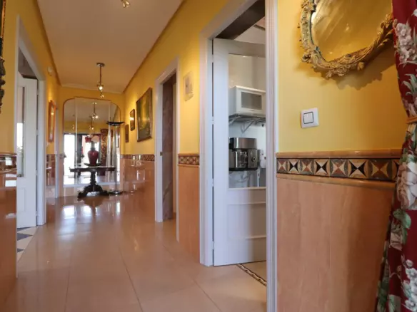 3-bedroom Villa In Algorfa, Spain (264 M²)