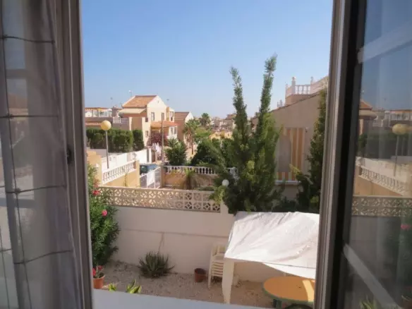 6-bedroom Villa In Orihuela, Spain (175 M²)