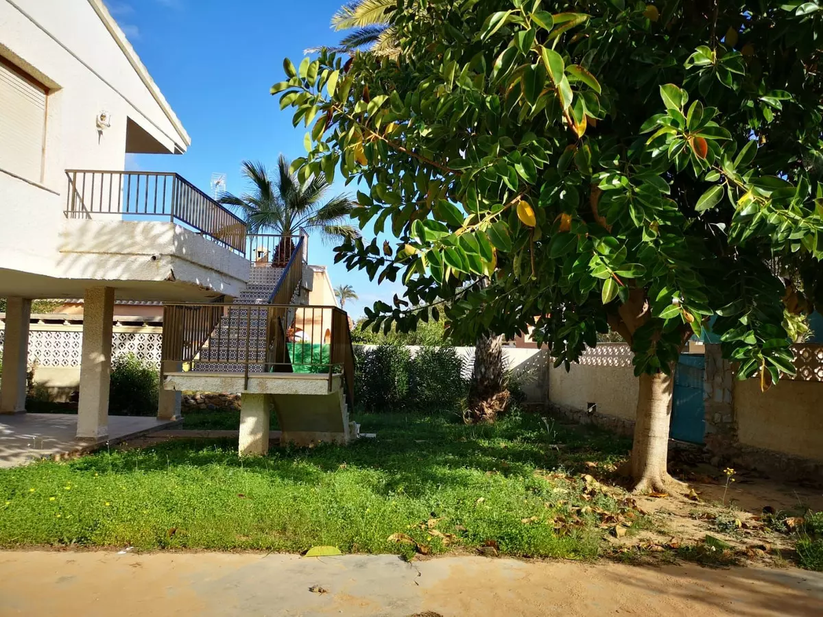 7-bedroom Villa In Orihuela, Spain (250 M²)