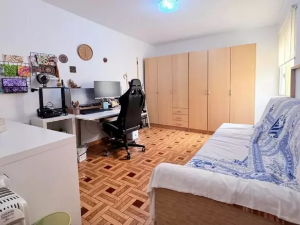3-bedroom Apartment In Alicante, Spain (96 M²)