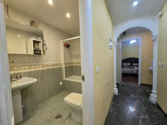 2-bedroom Apartment In Fuengirola, Spain (90 M²)