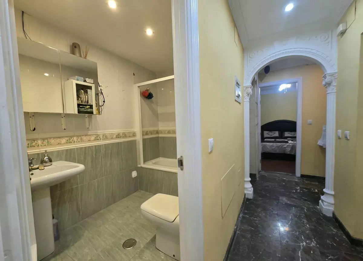 2-bedroom Apartment In Fuengirola, Spain (90 M²)