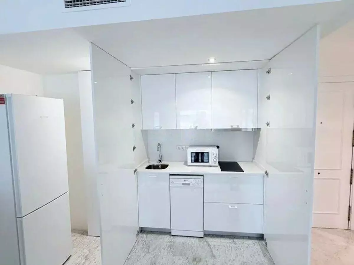 1-bedroom Apartment In Marbella, Spain (60 M²)