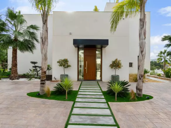 4-bedroom Villa In Orihuela, Spain (550 M²)