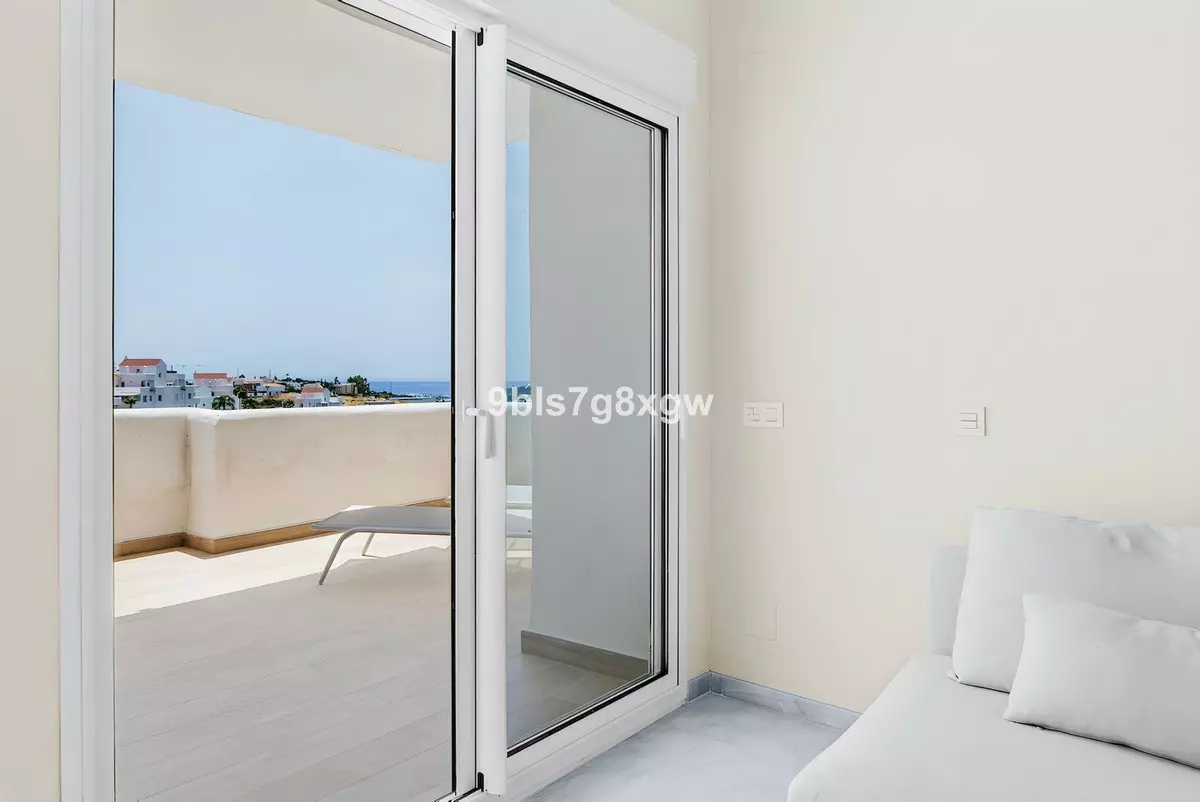 2-bedroom Apartment In Estepona, Spain (96 M²)