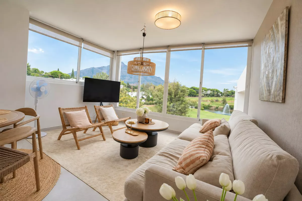 2-bedroom Apartment In Marbella, Spain (73 M²)