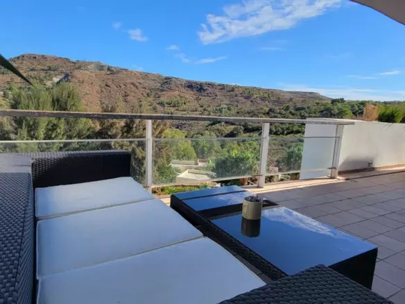 2-bedroom Apartment In Benahavis, Spain (105 M²)