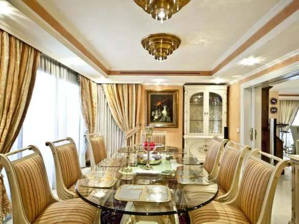 6-bedroom Villa In Marbella, Spain (1.440 M²)