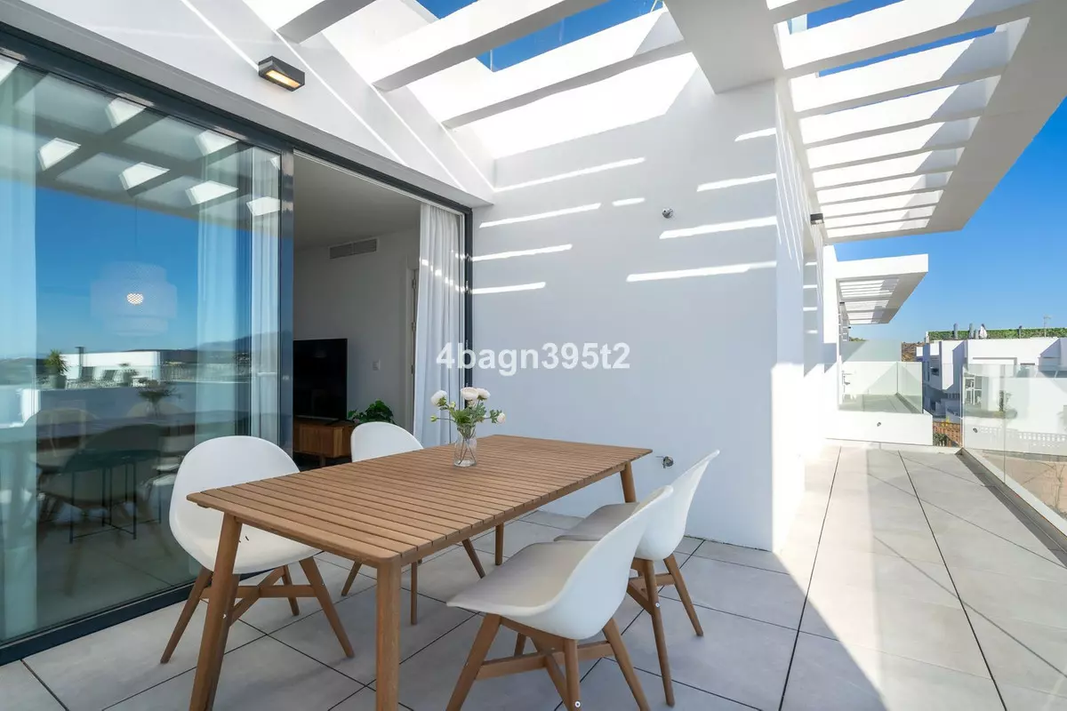 3-bedroom Apartment In Mijas, Spain (92 M²)