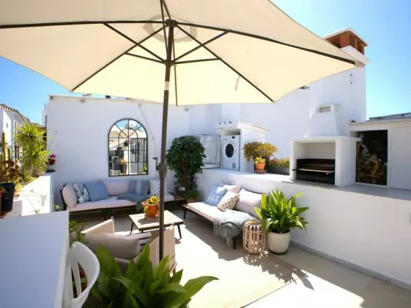 2-bedroom Apartment In Estepona, Spain (93 M²)