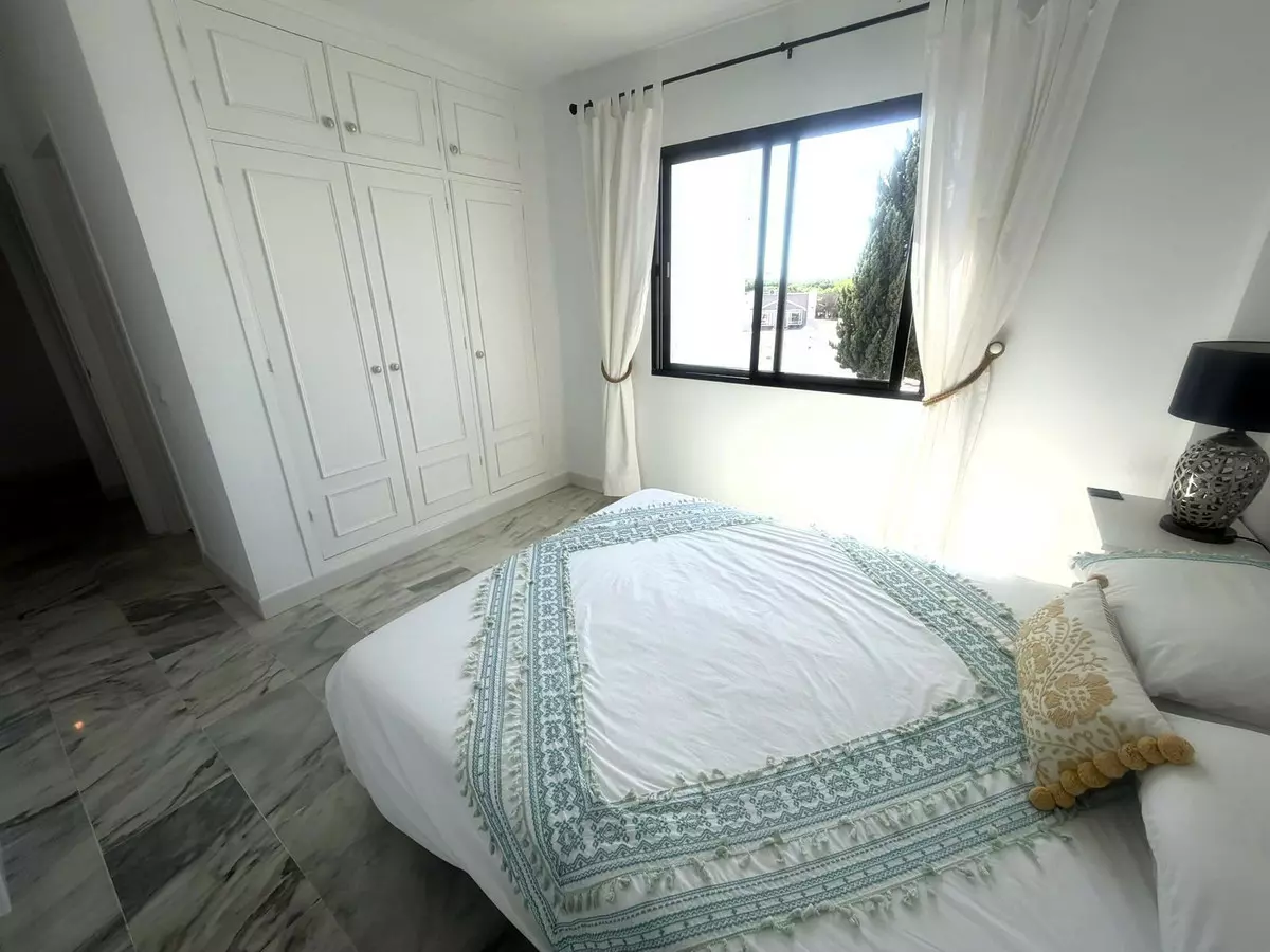 2-bedroom Apartment In Estepona, Spain (109 M²)