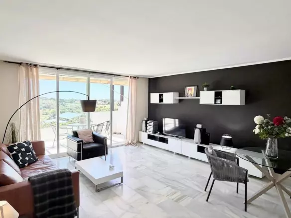 3-bedroom Apartment In Estepona, Spain (145 M²)