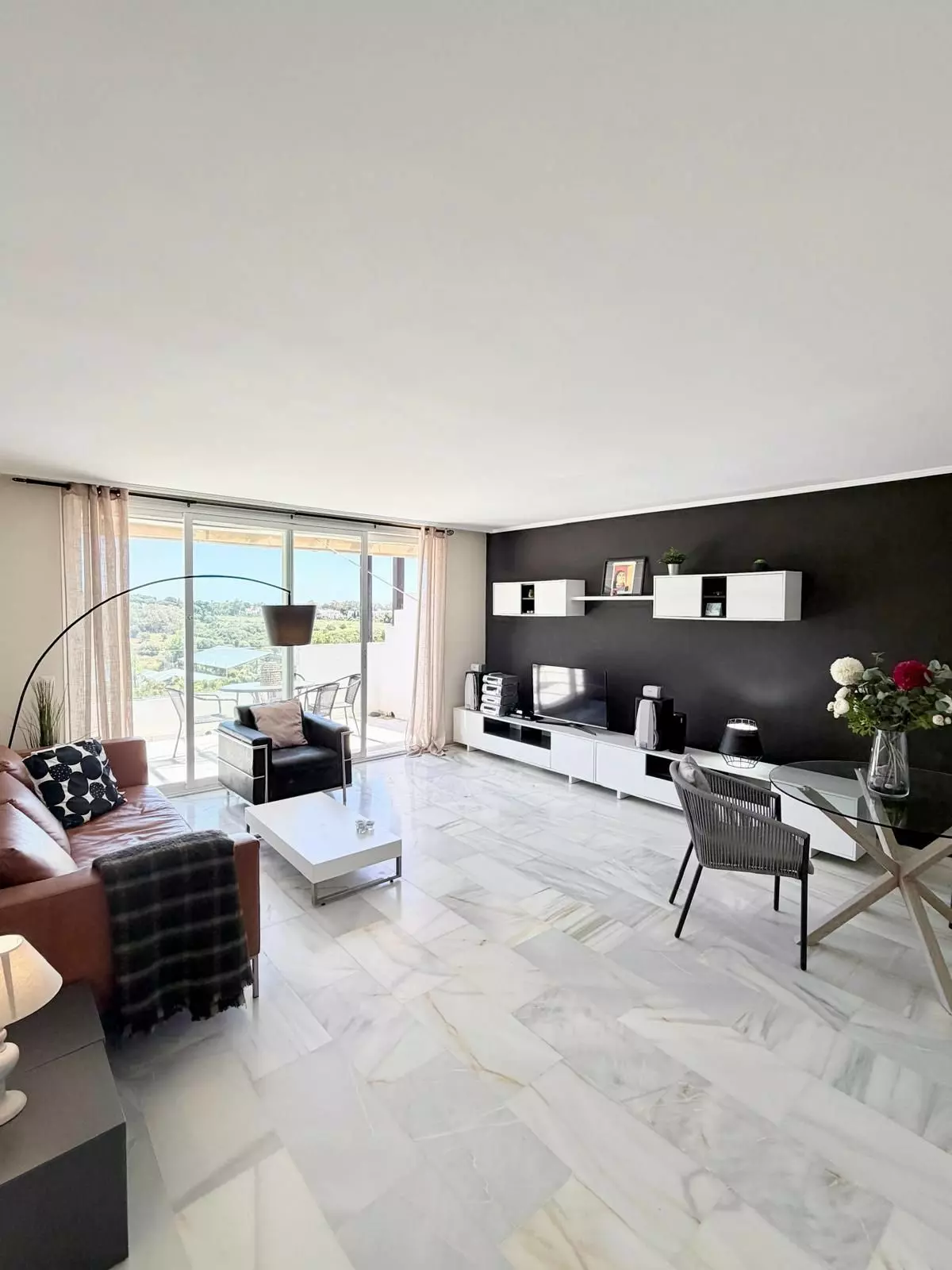 3-bedroom Apartment In Estepona, Spain (145 M²)