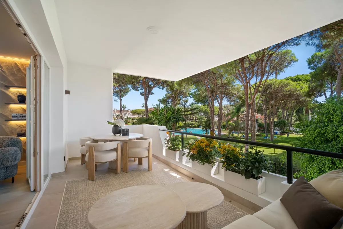 3-bedroom Apartment In Estepona, Spain (130 M²)