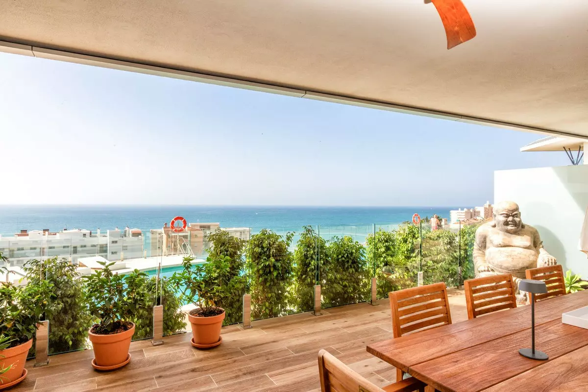 3-bedroom Apartment In Fuengirola, Spain (227 M²)