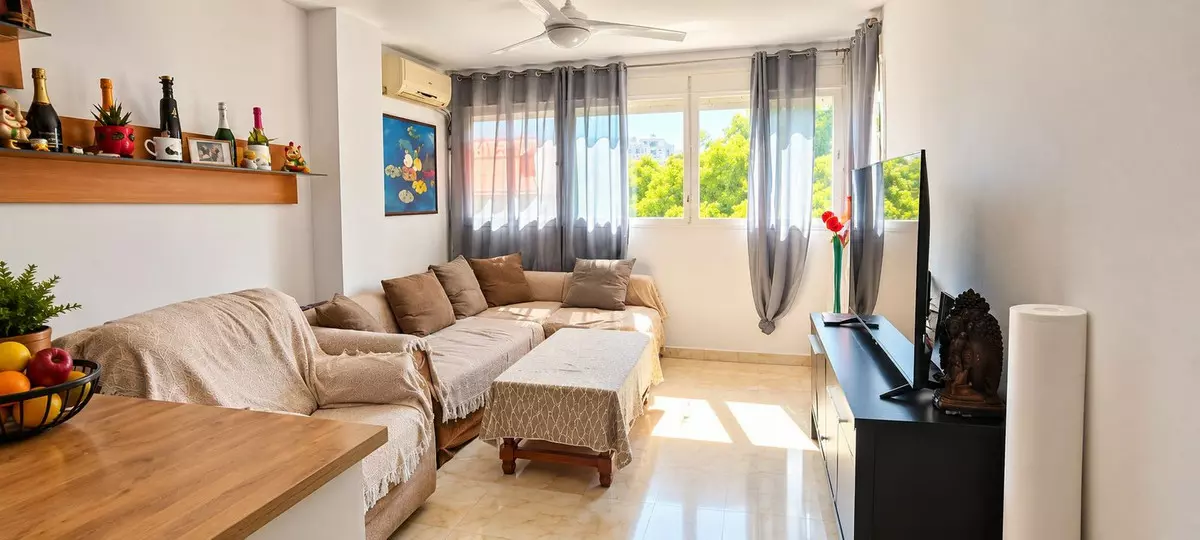 3-bedroom Apartment In Estepona, Spain (70 M²)