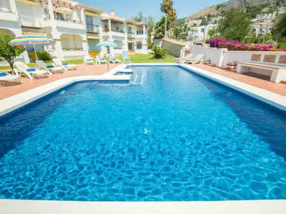 2-bedroom Apartment In Benalmádena, Spain (99 M²)