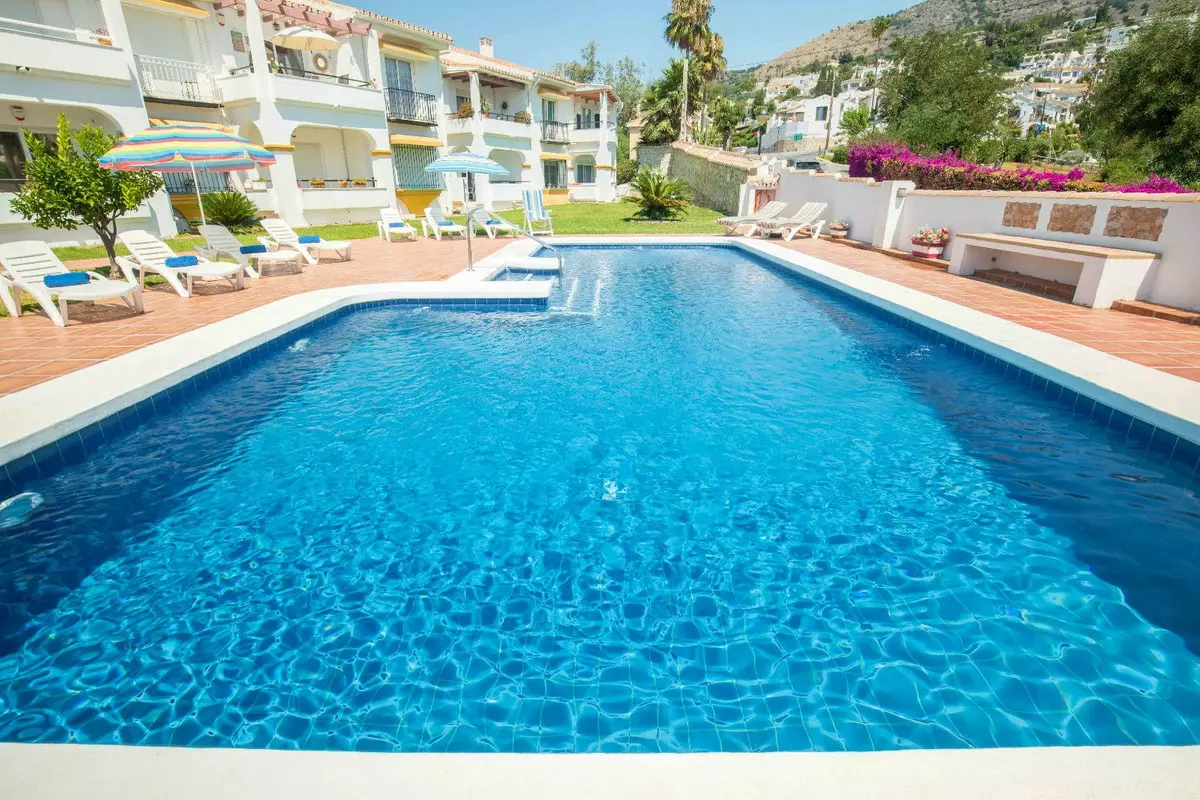 2-bedroom Apartment In Benalmádena, Spain (99 M²)
