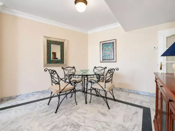 2-bedroom Apartment In Marbella, Spain (116 M²)