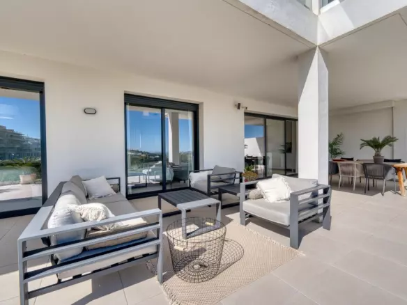 3-bedroom Apartment In Mijas, Spain (89 M²)