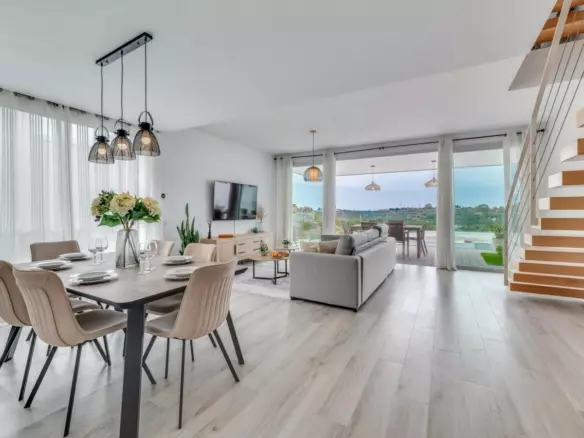 3-bedroom Villa In Estepona, Spain (117 M²)