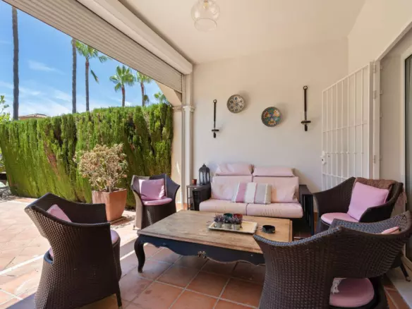 3-bedroom Town House In Marbella, Spain (252 M²)