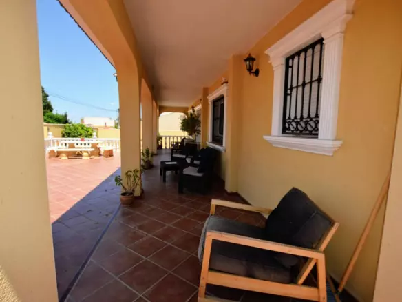 6-bedroom Villa In Orihuela, Spain (240 M²)