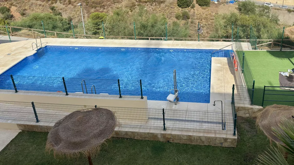 2-bedroom Apartment In Fuengirola, Spain (115 M²)