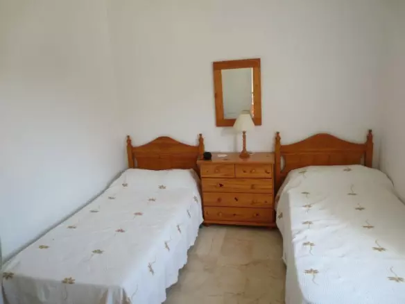 6-bedroom Villa In Orihuela, Spain (175 M²)