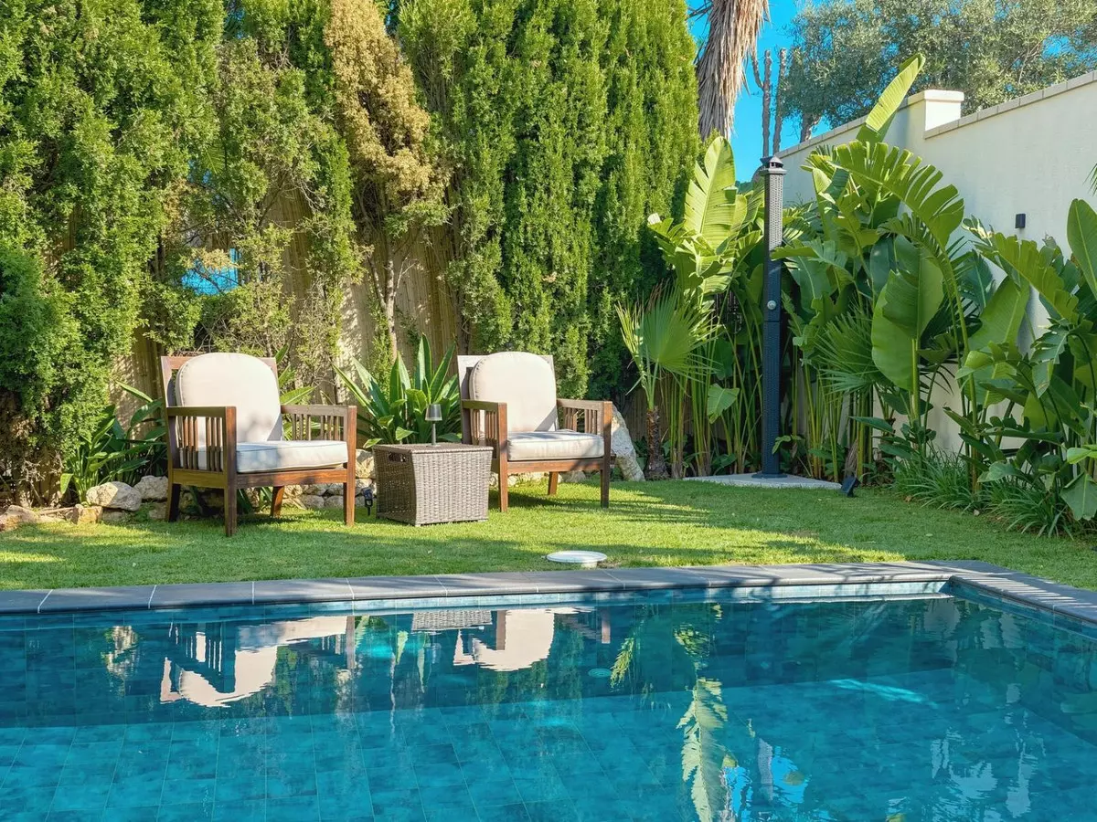 5-bedroom Villa In Marbella, Spain (285 M²)