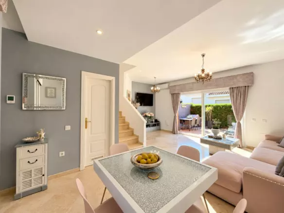 3-bedroom Villa In Manilva, Spain (97 M²)
