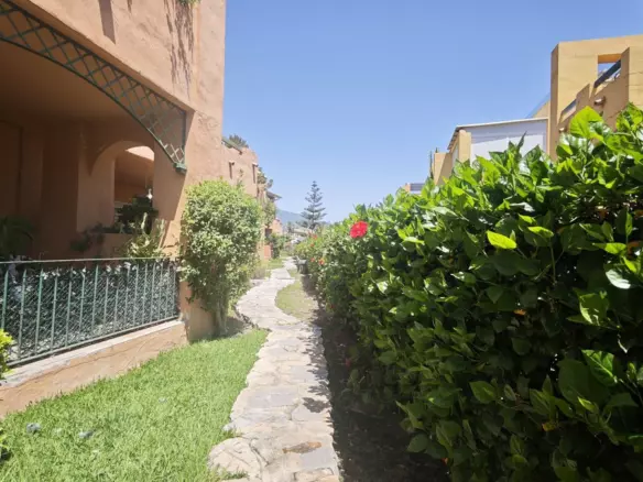2-bedroom Apartment In Marbella, Spain (104 M²)